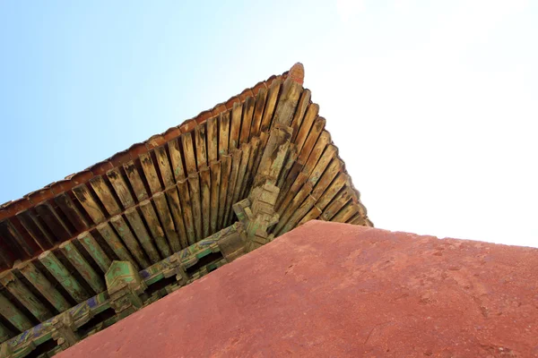 The ancient building eaves in the Eastern Royal Tombs of the Qin — Zdjęcie stockowe