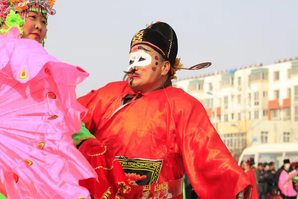 People wear colorful clothes, yangko dance performances in the s — Stock Photo, Image