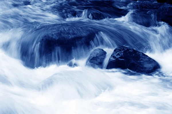 Paysages fluviaux dans le parc géologique national de Zhangjiajie — Photo