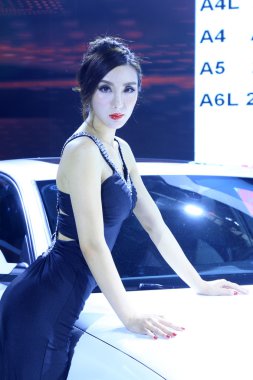 güzel kadın model bir araba Sergisi, Çin