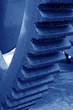 çamurla kaplı vites