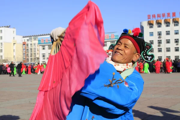 People wear colorful clothes, yangko dance performances in the s — Stock Photo, Image