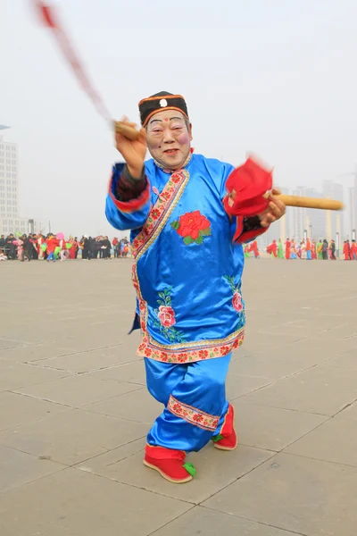 People wear colorful clothes, yangko dance performances in the s — Stock Photo, Image