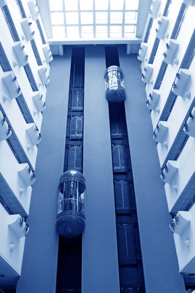 Modern elevator landscape in a traders Hotel, China — Stock Photo, Image