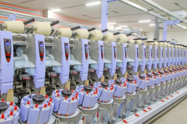 Macchine e attrezzature per impianti di filatura — Foto Stock