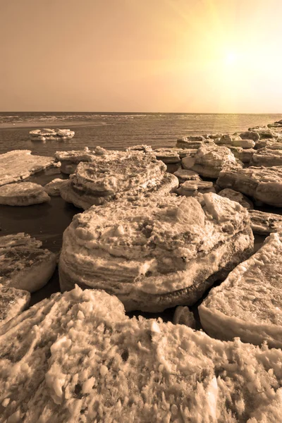 Costa hielo residual paisaje natural — Foto de Stock