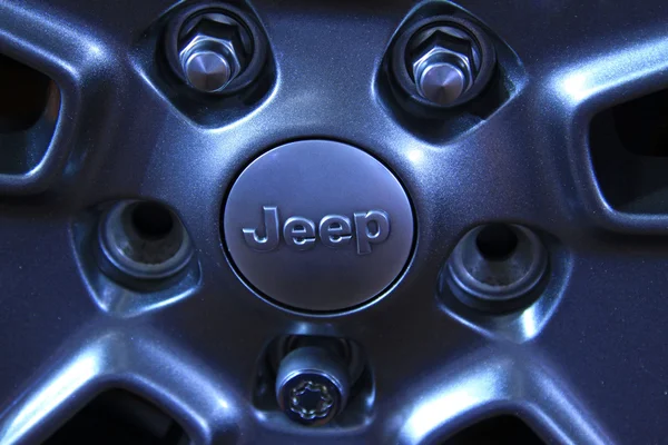 Jeep uit voertuig wielen — Stockfoto
