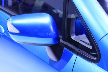 motorlu araç kapı kolu