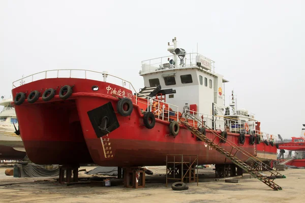 Ships waiting for repair — Stock Photo, Image