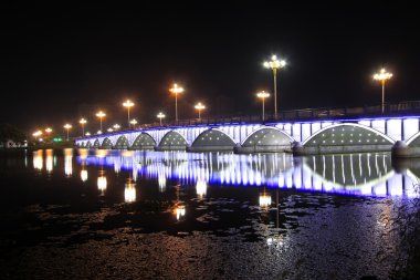gece sahne binası Köprüsü