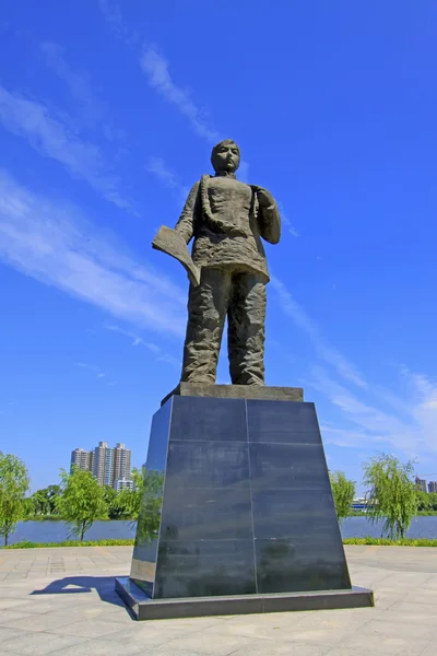 Character sculpture in a square — Stock Photo, Image