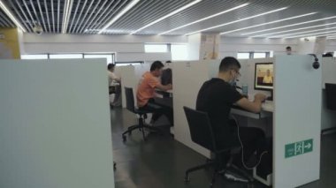 Guangzhou, Çin - 25 Mart 2019 Guangzhou Kütüphanesi, Çin.