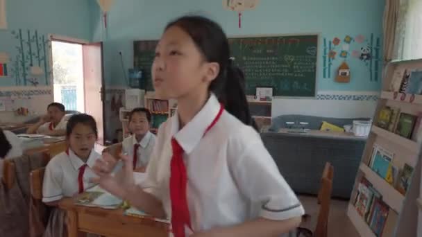 Guangyuan Κίνα Ιούνιος 2020 Classroom Σκηνή Του Δημοτικού Σχολείου Κίνα — Αρχείο Βίντεο