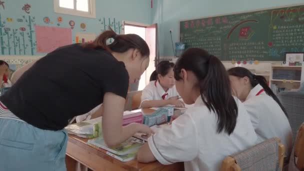 Guangyuan China Jun 2020 Класова Сцена Початкової Школи Китай Сичуань — стокове відео