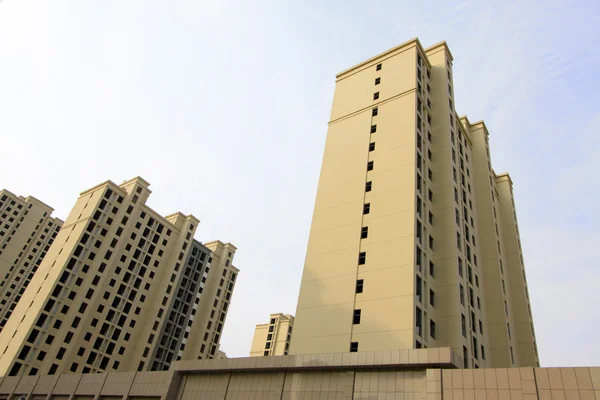 Unfinished high rise building — Stock Photo, Image