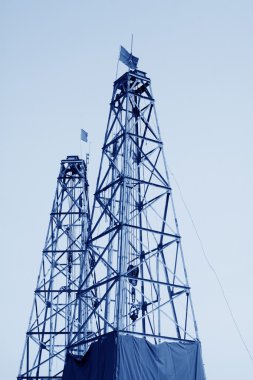 Derrick bir Demir madeni içinde sondaj