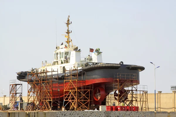 Ship was under repair in the dock — Stock Photo, Image