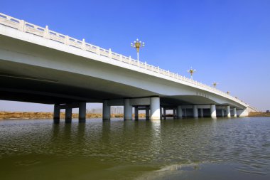 bir Nehri Köprüsü