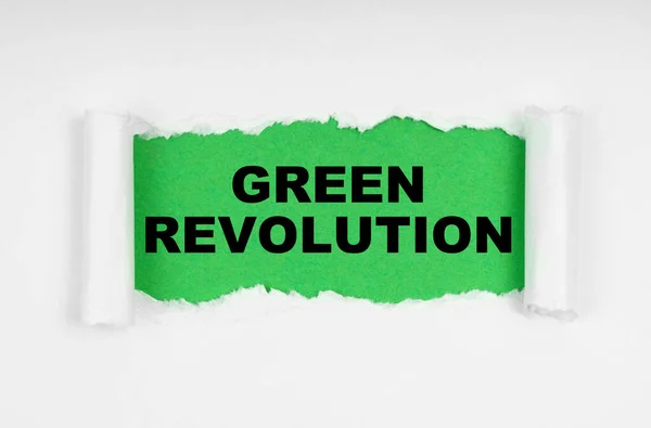 Környezetvédelmi Koncepció Fehér Lap Közepén Papír Elszakad Belül Zöld Alapon — Stock Fotó