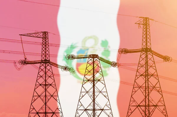 Concepto Industrial Energético Doble Exposición Línea Eléctrica Torre Bandera Perú —  Fotos de Stock