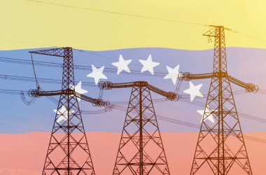 Endüstri ve enerji kavramı. Çift çekim - güç hattı, kule ve bayrak Venezuela