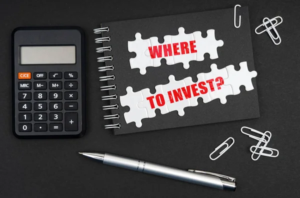 Business Economics Table Calculator Pen Notebook Inscription Invest — Stockfoto