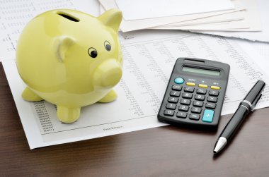 Calculating savings clipart