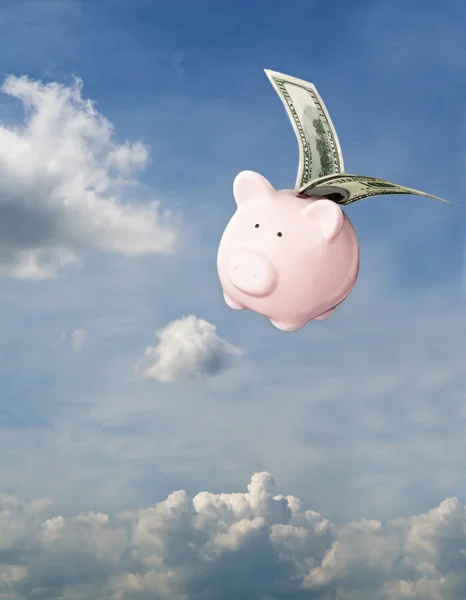 Flying piggy bank — Stock Photo, Image