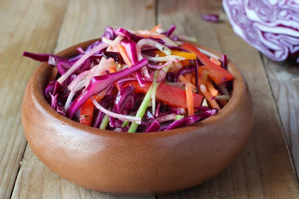 Red cabbage salad — Stock Photo, Image