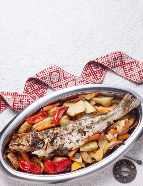 準備魚と野菜 — ストック写真