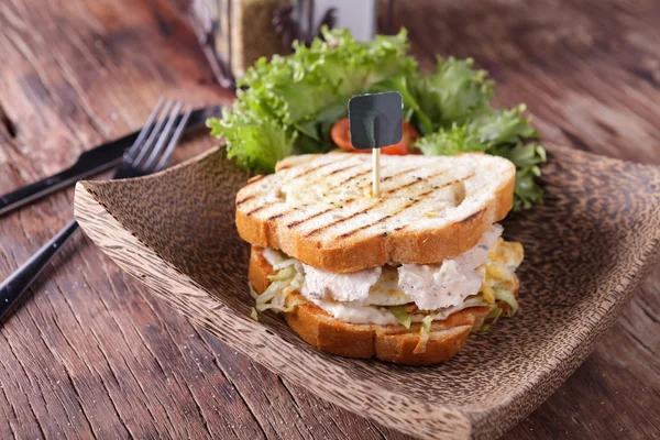 Sandwich de pollo —  Fotos de Stock
