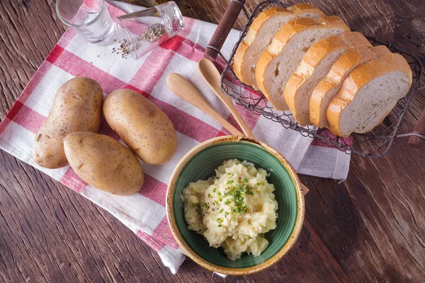 Mashed potato with bread — Stock Photo, Image