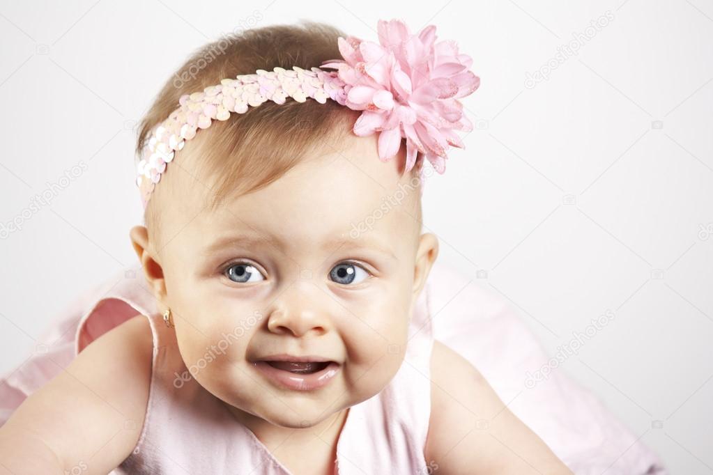 Mignonne Bebe Fille Image Libre De Droit Par Noraenyezdi C Mignonne Bebe Fille Image Libre De Droit Par Noraenyezdi C