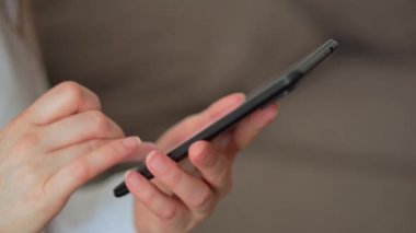 Yakın plan. Dijital teknolojiler. Online iş. Kripto para ticareti