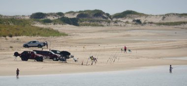 Cape Henlopen Sahili, Lewes, Delaware, ABD 'deki balıkçı manzarası. -