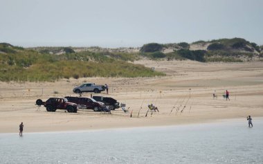 Lewes, Delaware, ABD - 21 Eylül 2021 Cape Henlopen Sahili 'ndeki balıkçının görüş açısı