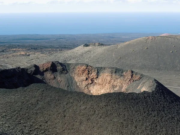 Lanzarote Isla Volcánica Las Montañas Timanfaya Aquí Vista Desde Arriba — Foto de Stock