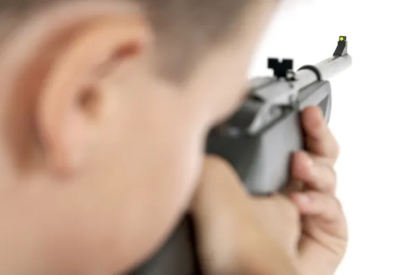 Çocuk airgun yatay ile hedefleme