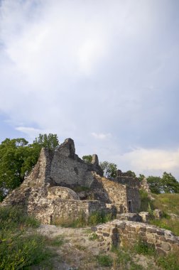 tatika kalesi kalıntıları
