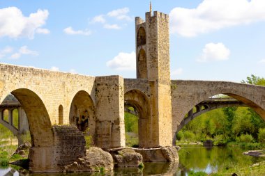 Besalu Köprüsü (Catalonia)