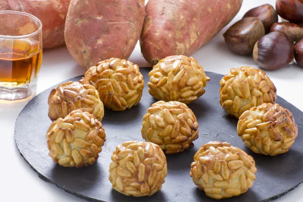 Panellets