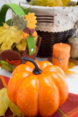 bir tablo üzerinde kabak