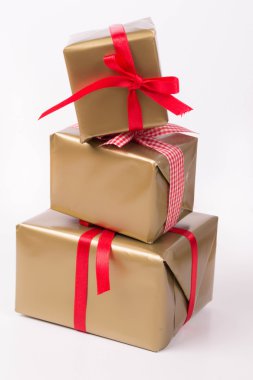 yığılmış hediye kutuları