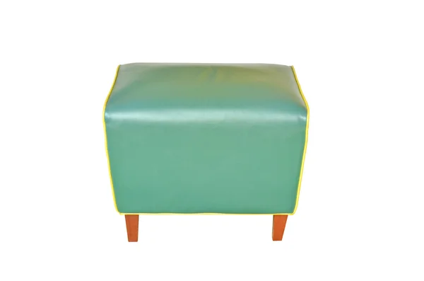 分離された緑の革張りの椅子 — ストック写真