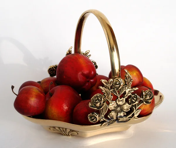 Bronze basket as centerpiece — Stock Photo, Image