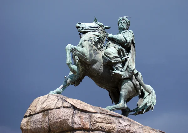 伊尔波格丹 · 赫梅利尼茨基青铜纪念碑 — 图库照片