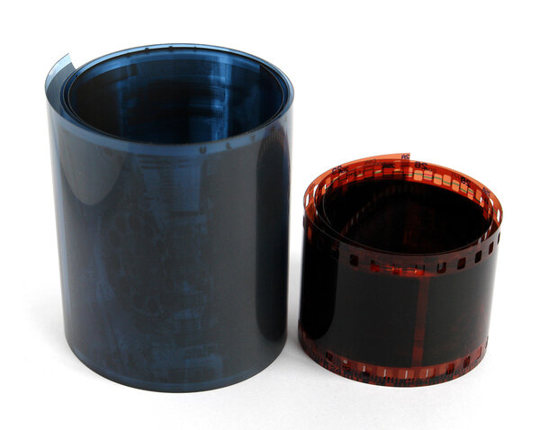 120 форматов и 135 форматов роликов для фотосъемки
