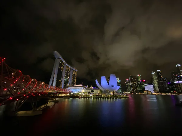 新加坡 2020年2月10日 新加坡下城的夜景新加坡是东南亚的一个阳光灿烂的热带岛屿 位于马来半岛的南端 — 图库照片