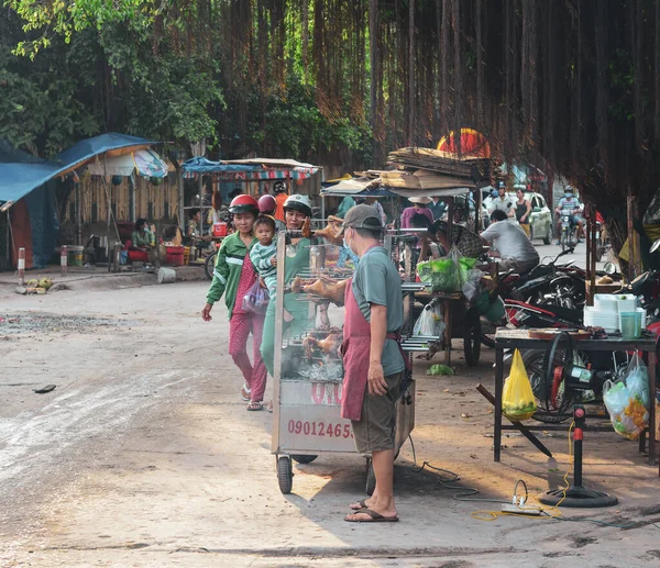 Phu Quoc Vietnam May 2016 Vendor Rural Market Phu Quoc — Stock Photo, Image