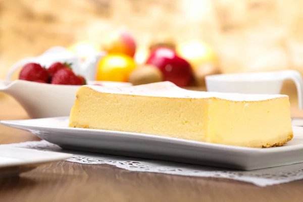 The composition of delicious cheesecake — Stock Photo, Image